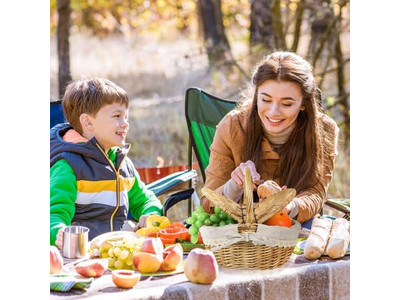 2人用ピクニックセット テーブルトップバスケット ビール保温用パーソナライズ